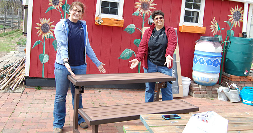 Provident Bank Employees Volunteer at Grow It Green - Banks In PA