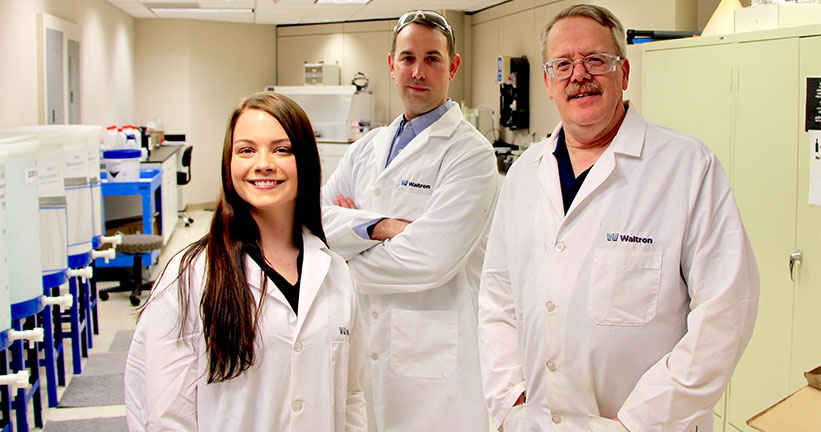 /media/fynkfmx5/high-res-copy-of-lab-group-shot-p101.jpg
